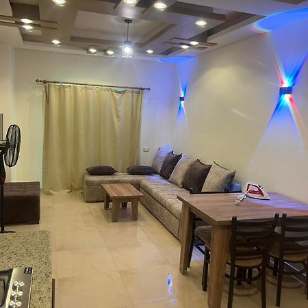 Marina Sky Lägenhet Hurghada Exteriör bild